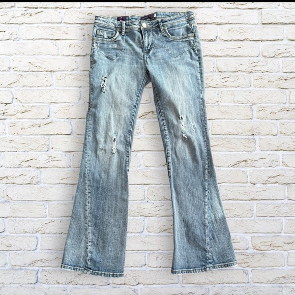 Vigoss Denim - Vigoss The Atlanta Flare Distressed Jeans - Size 7
